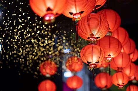 what are the customs and traditions in china